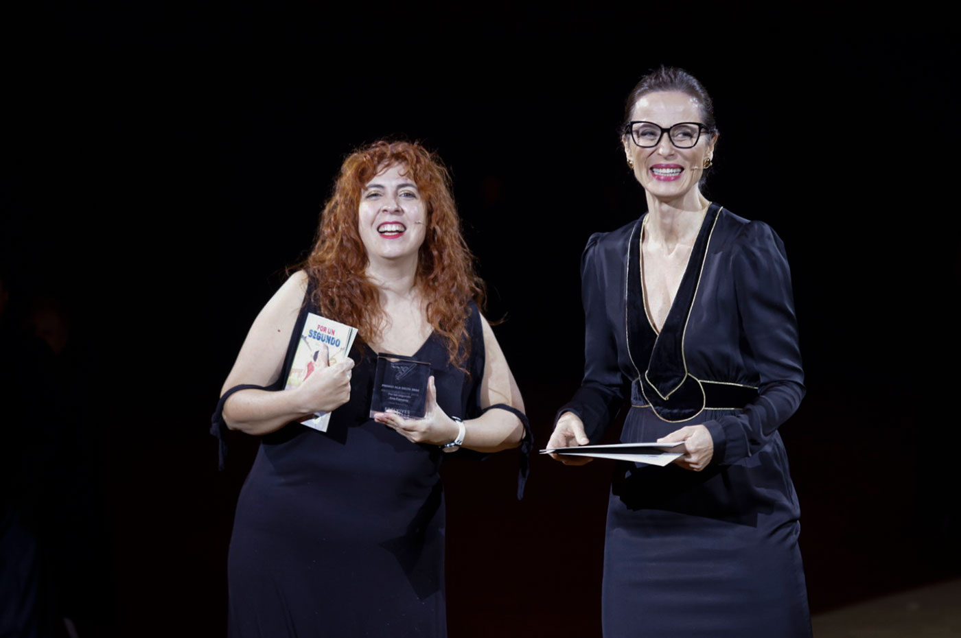 Ana Compoy y Aitana Sánchez Gijón