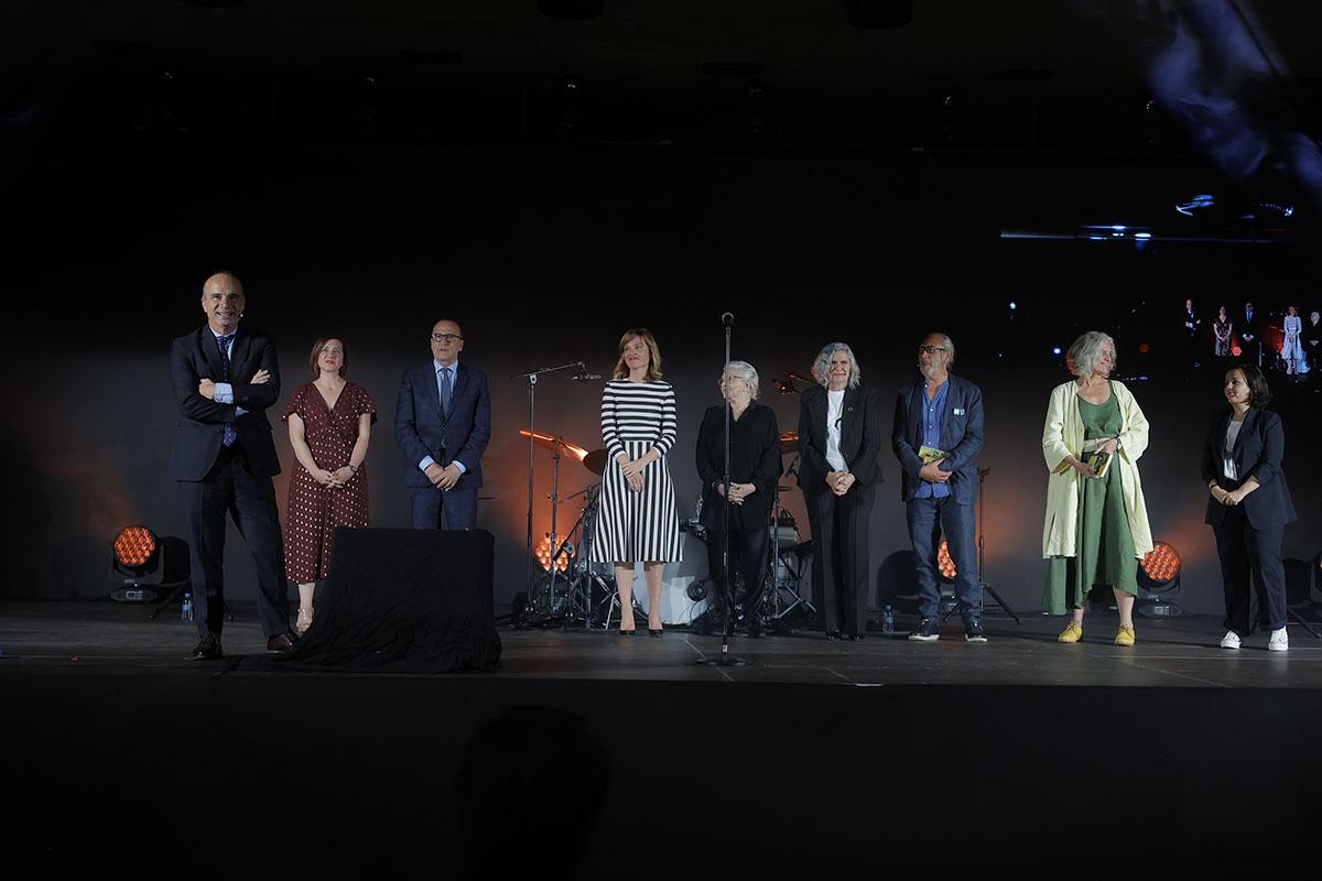 Premios literarios edelvives. Javier Cendoya